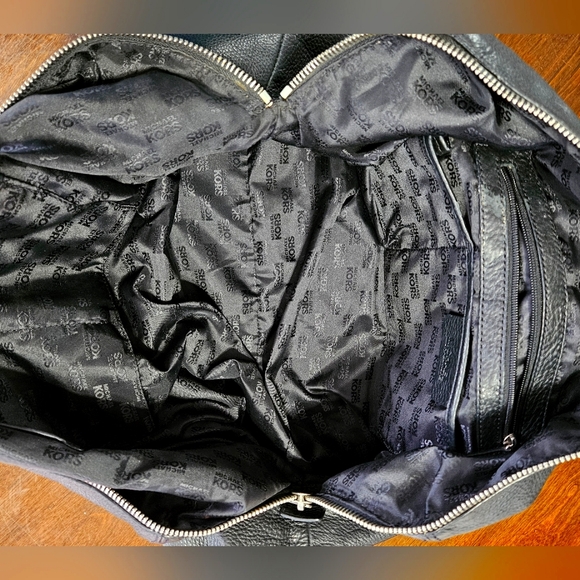 Michael Kors  Black Leather Weekender Shoulder/Crossbody/Duffle Bag 29x13x6 - Picture 5 of 11